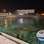 Casa La Grotta شقة كوستوناتشي